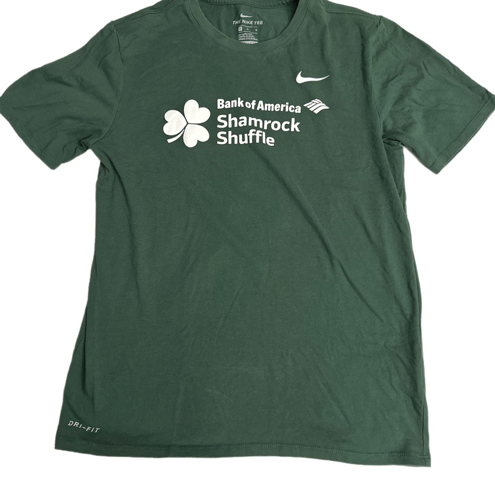 Nike Green Short Sleeve Tee with Graphic Design